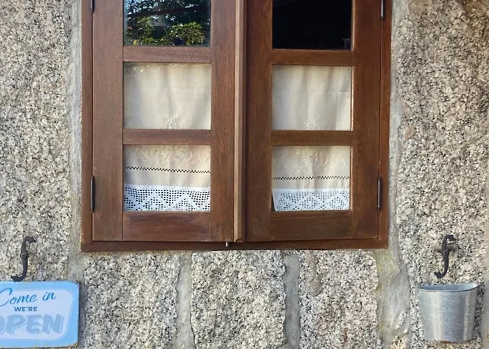 Aboucina Daire Pontevedra